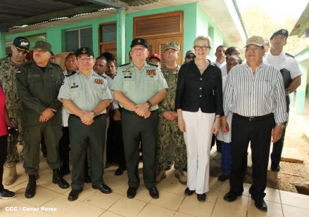Brigada Humanitaria del USNS Confort atiende a comunidades del Caribe
