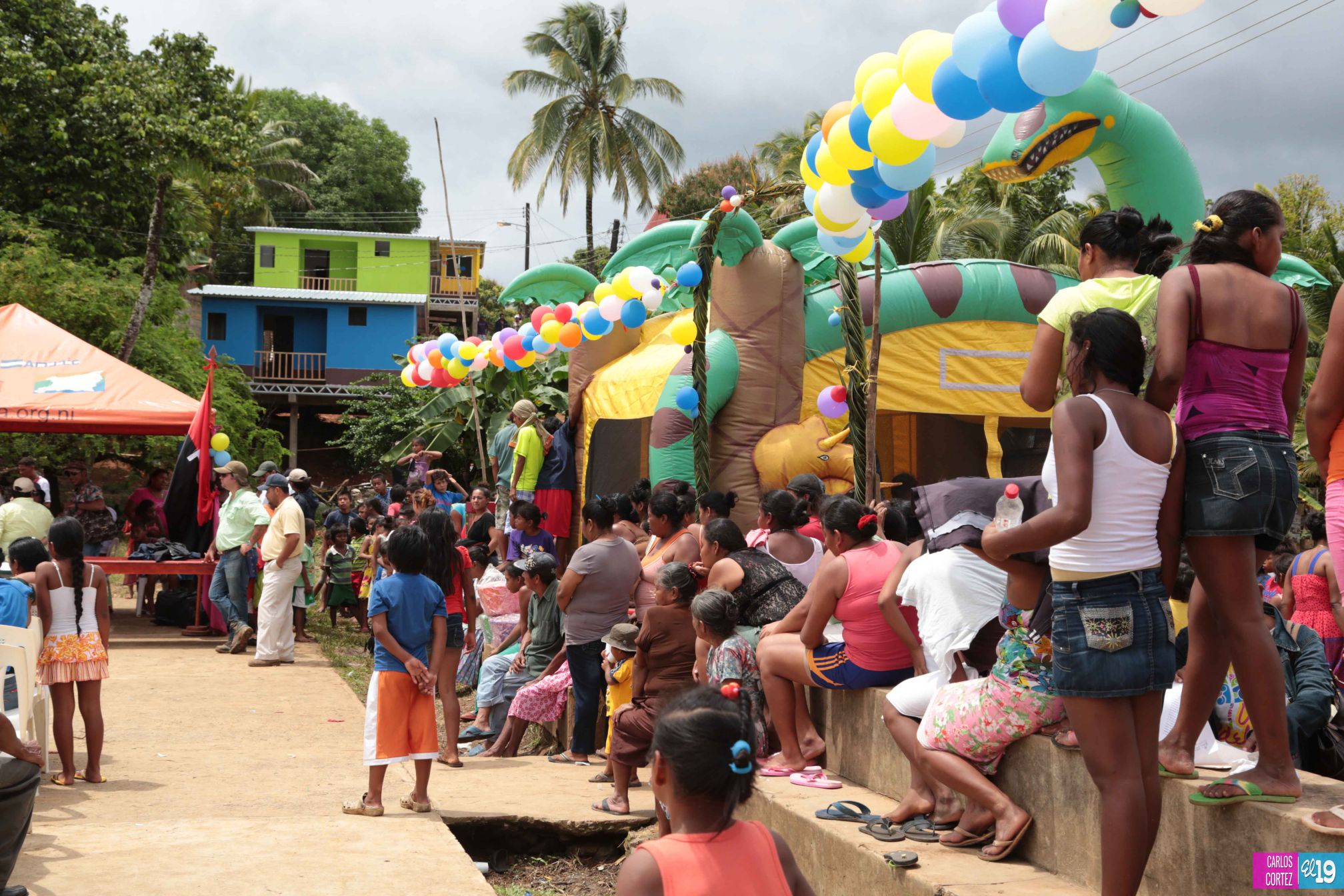 Madres de Rama Kay celebran su día con la entrega de sus nuevas viviendas