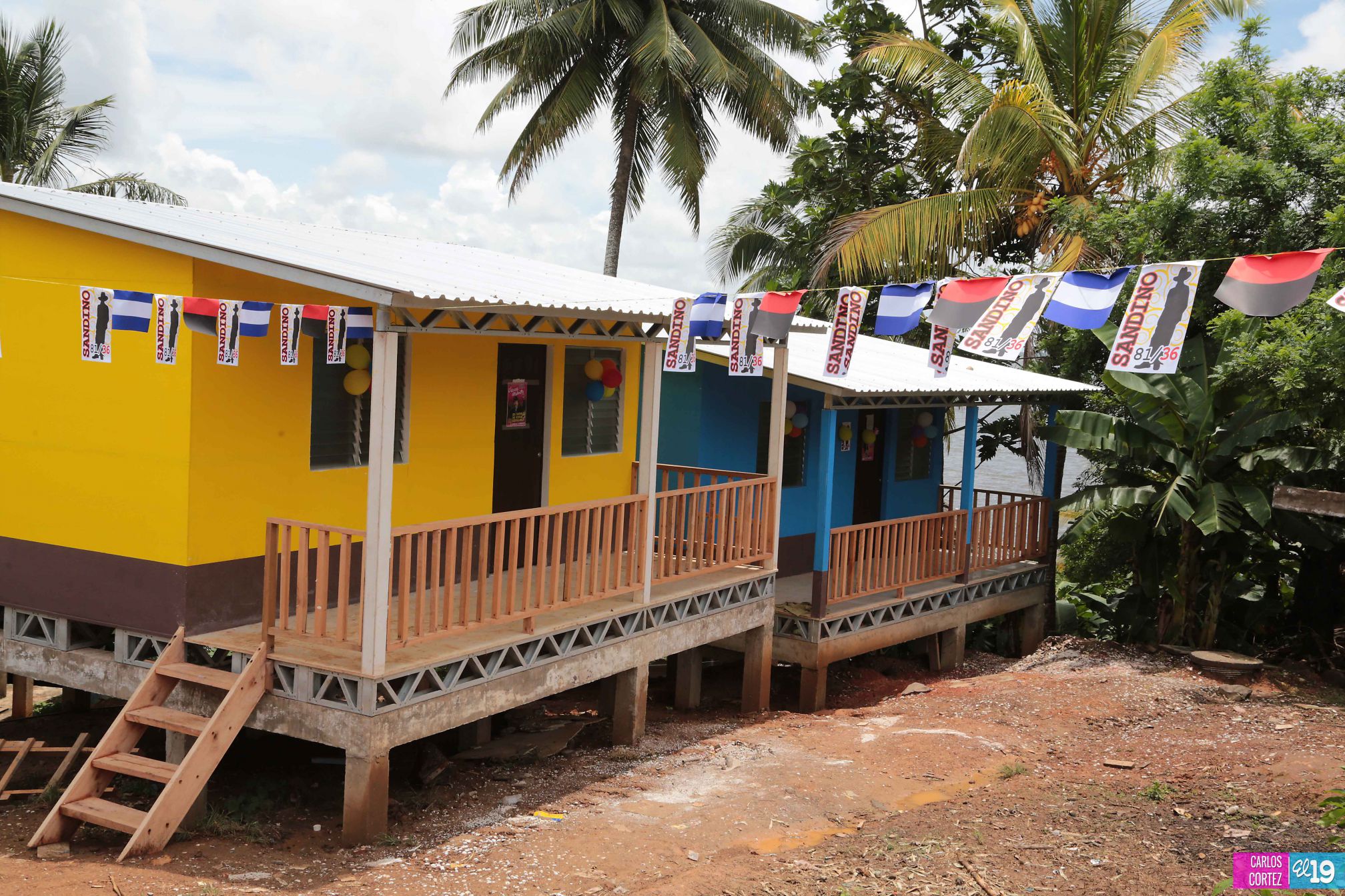 Madres de Rama Kay celebran su día con la entrega de sus nuevas viviendas