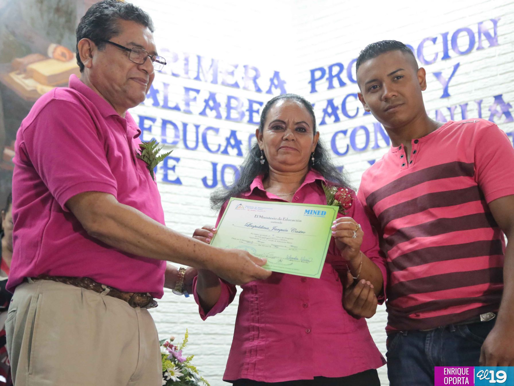 17 jóvenes y adultos trabajadores de ALMA son alfabetizados y culminan sus estudios de primaria