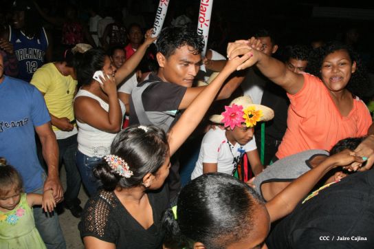 Finalizan Fiestas de Mayo Ya con baile del Tululu