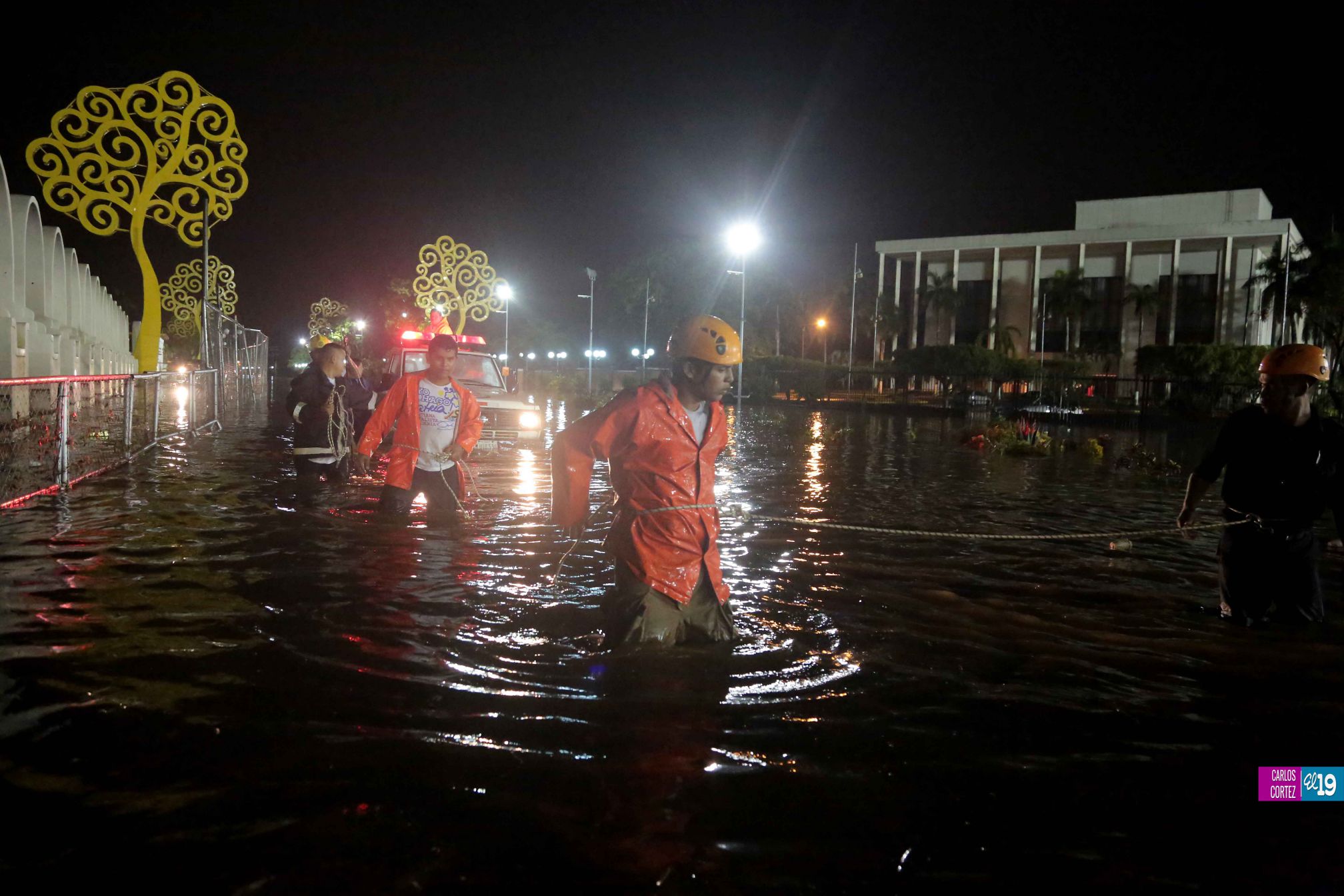 Intenso aguacero cae sobre Managua