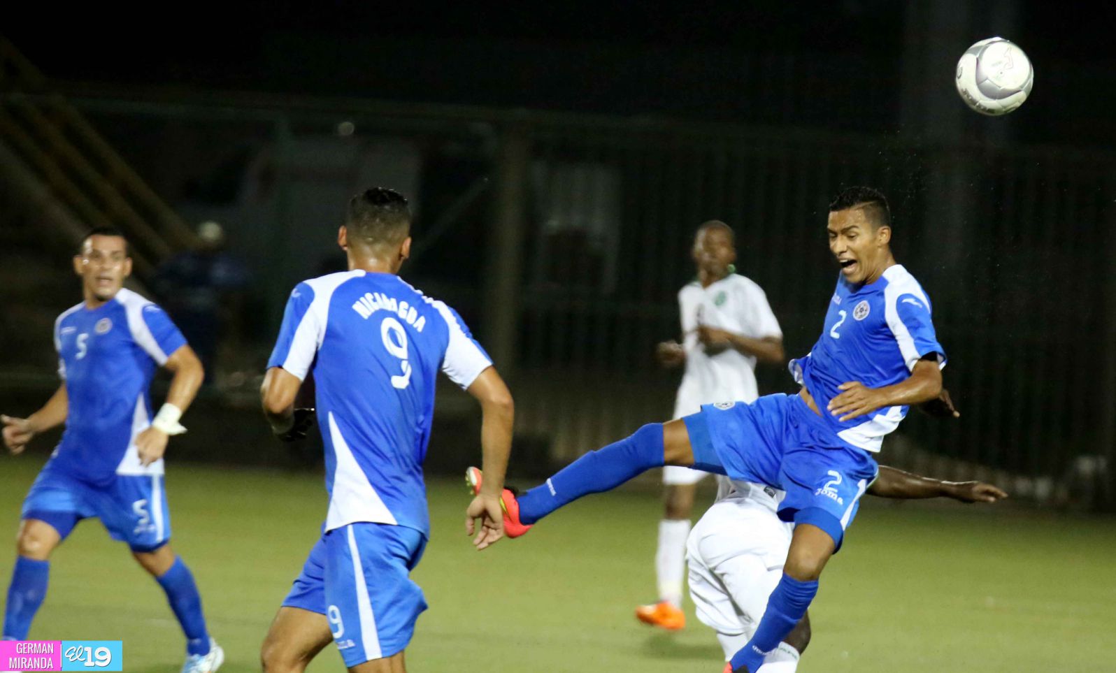 Nicaragua gana 1-0 a Surinam