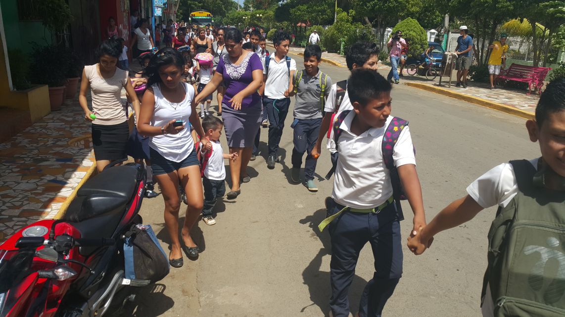 Pueblo de Masachapa participa en simulacro de terremoto