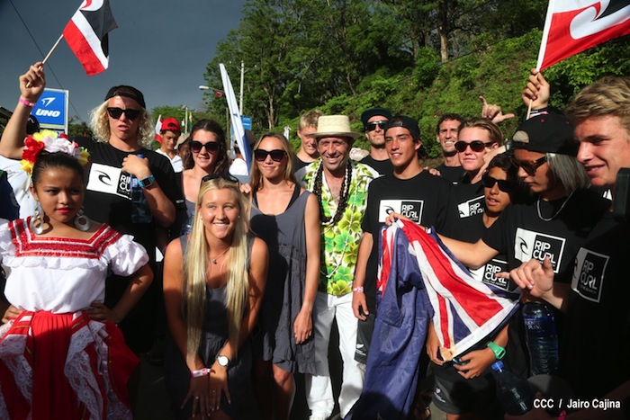 Inauguración del Campeonato Internacional Junior de Surf 2013