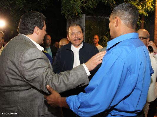 Presidente Daniel se reúne con presidente del CMB, Mauricio Sulaimán