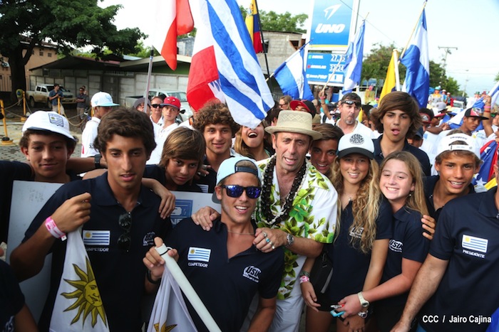 Inauguración del Campeonato Internacional Junior de Surf 2013