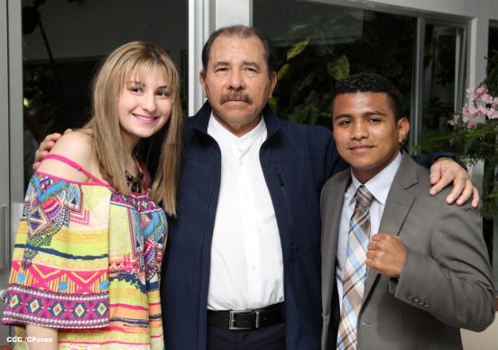 Presidente Daniel se reúne con presidente del CMB, Mauricio Sulaimán