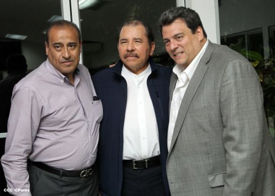 Presidente Daniel se reúne con presidente del CMB, Mauricio Sulaimán