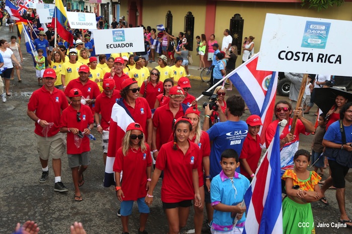 Inauguración del Campeonato Internacional Junior de Surf 2013