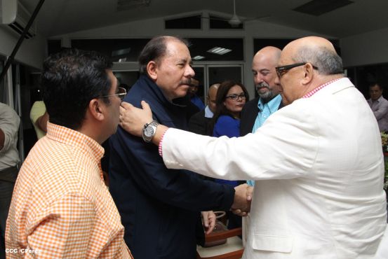 Presidente Daniel se reúne con presidente del CMB, Mauricio Sulaimán