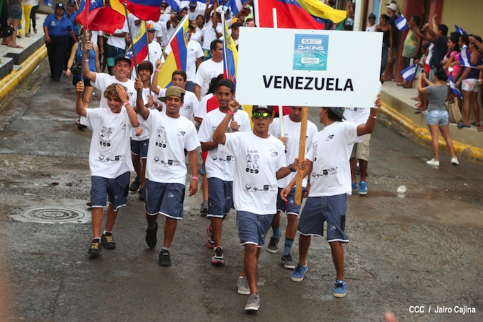 Inauguración del Campeonato Internacional Junior de Surf 2013
