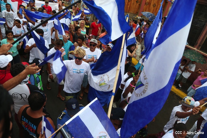 Inauguración del Campeonato Internacional Junior de Surf 2013
