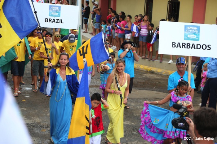 Inauguración del Campeonato Internacional Junior de Surf 2013