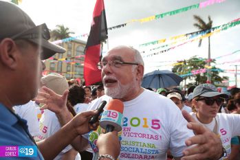 Daniel, Rosario y la Familia Sandinista reeditan el Repliegue Táctico a Masaya