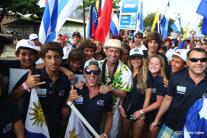 Inauguración del Campeonato Internacional Junior de Surf 2013
