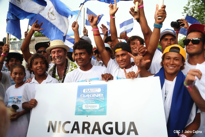 Inauguración del Campeonato Internacional Junior de Surf 2013