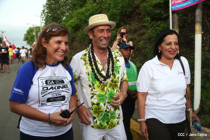 Inauguración del Campeonato Internacional Junior de Surf 2013