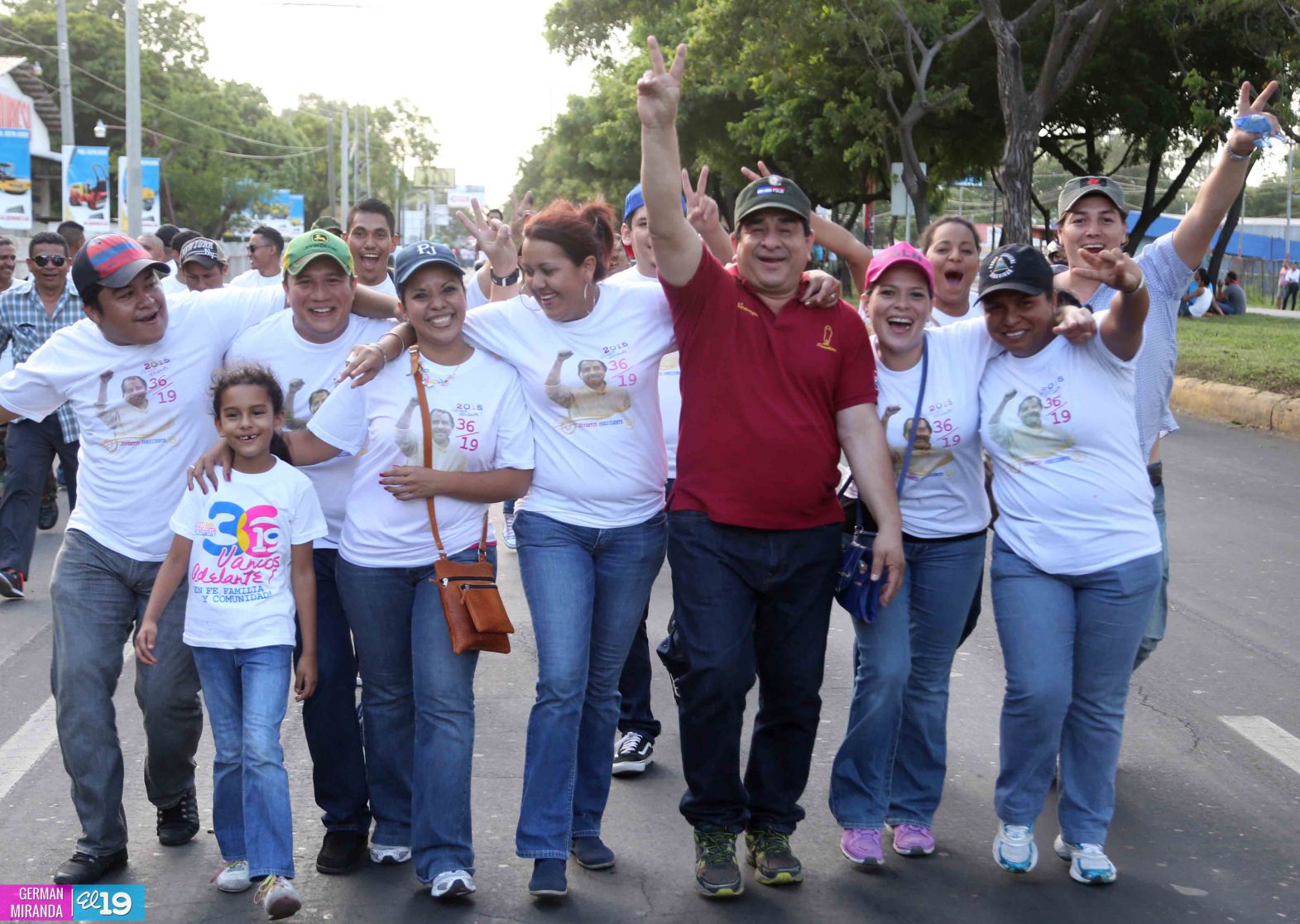 Arte, cultura y tradición en las tarimas del Repliegue 2015