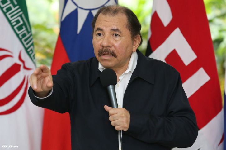 Daniel y Rosario reciben cartas credenciales de los embajadores de Irán, Taiwán, México y Japón