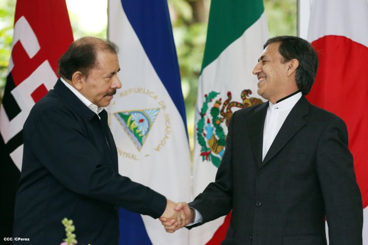 Daniel y Rosario reciben cartas credenciales de los embajadores de Irán, Taiwán, México y Japón