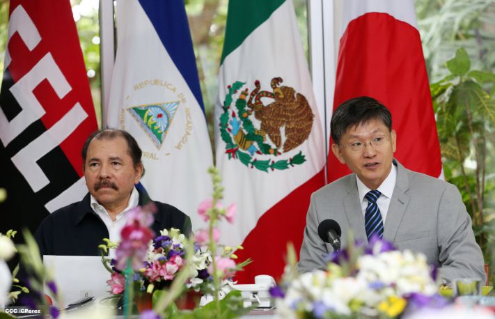 Daniel y Rosario reciben cartas credenciales de los embajadores de Irán, Taiwán, México y Japón