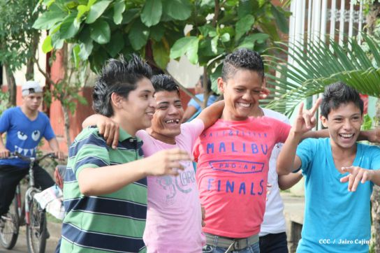 Leoneses reeditan toma del Fortín de Acosasco