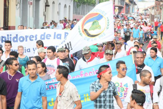 Leoneses reeditan toma del Fortín de Acosasco