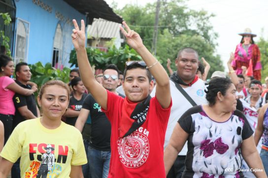 Leoneses reeditan toma del Fortín de Acosasco