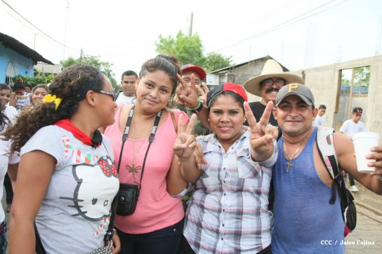 Leoneses reeditan toma del Fortín de Acosasco