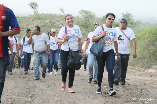 Leoneses reeditan toma del Fortín de Acosasco