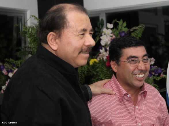 Presidente Daniel abandera a atletas nicaragüenses que participarán en los XVII Juegos Panamericanos