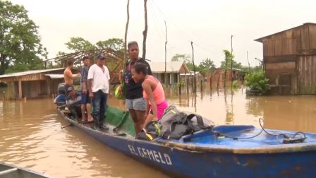 Atienden a familias afectadas por crecida del Río Escondido en El Rama
