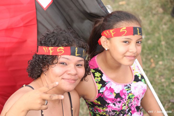 Juventud y Familias protagonizan Gran Caminata de la Alegría