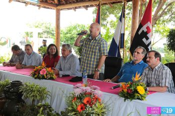 Primer Vicepresidente de Cuba y los Cinco héroes recorren Parque Nacional de Ferias