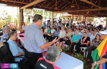 Primer Vicepresidente de Cuba y los Cinco héroes recorren Parque Nacional de Ferias