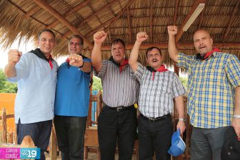 Primer Vicepresidente de Cuba y los Cinco héroes recorren Parque Nacional de Ferias