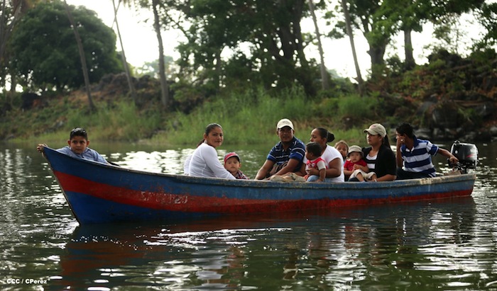 Via Crucis Acuático en Granada 2013