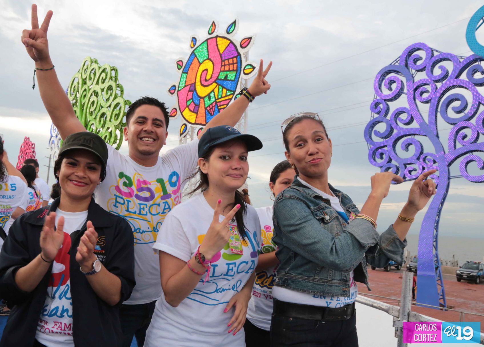 Más fotografías de la celebración del 36/19 