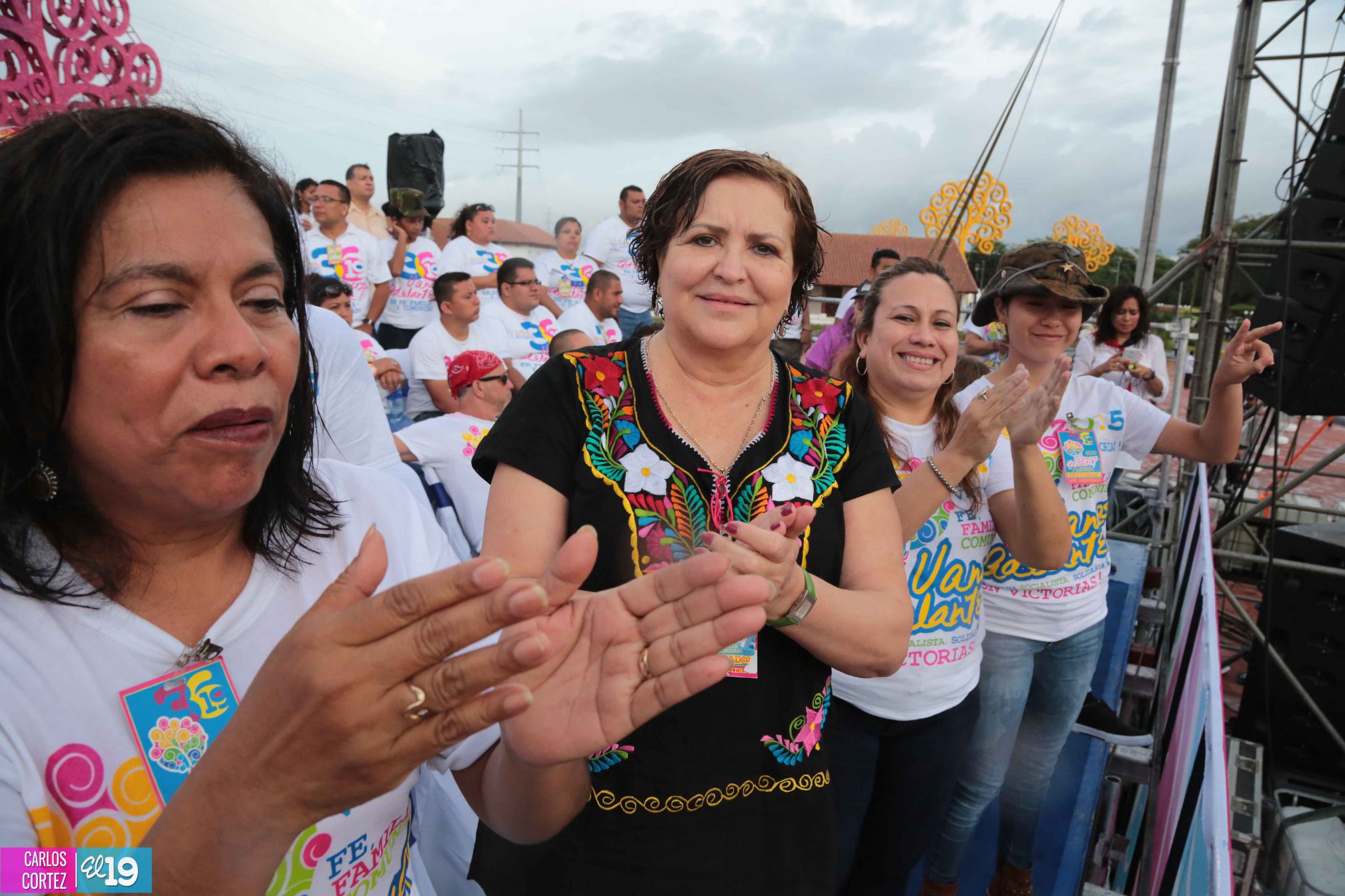 Más fotografías de la celebración del 36/19 