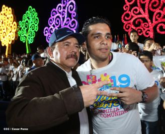 Nicaragua celebra el 36/19 en Plaza La Fé