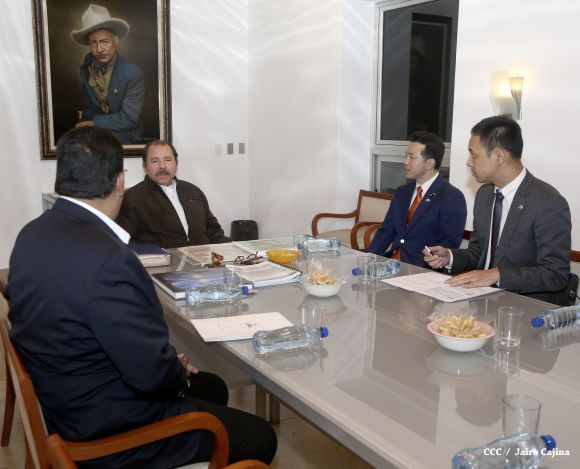 Presidente Daniel se reúne con vicecanciller de Japón, Takashi Uto