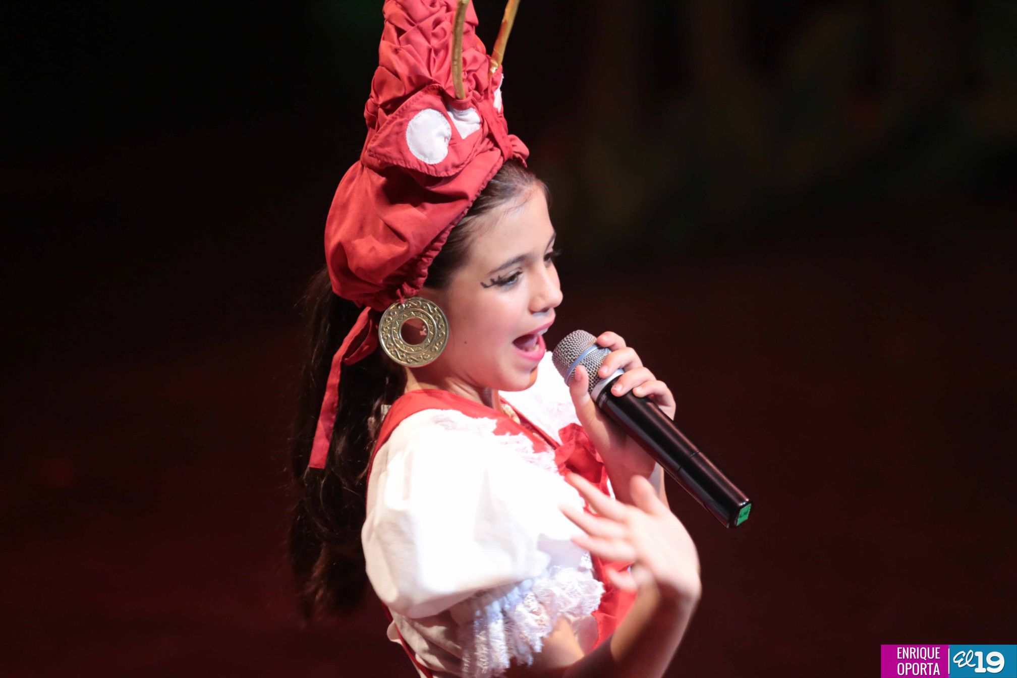 La Cucarachita Martina se enamoró con la melodía de Nicaragua, Nicaragüita