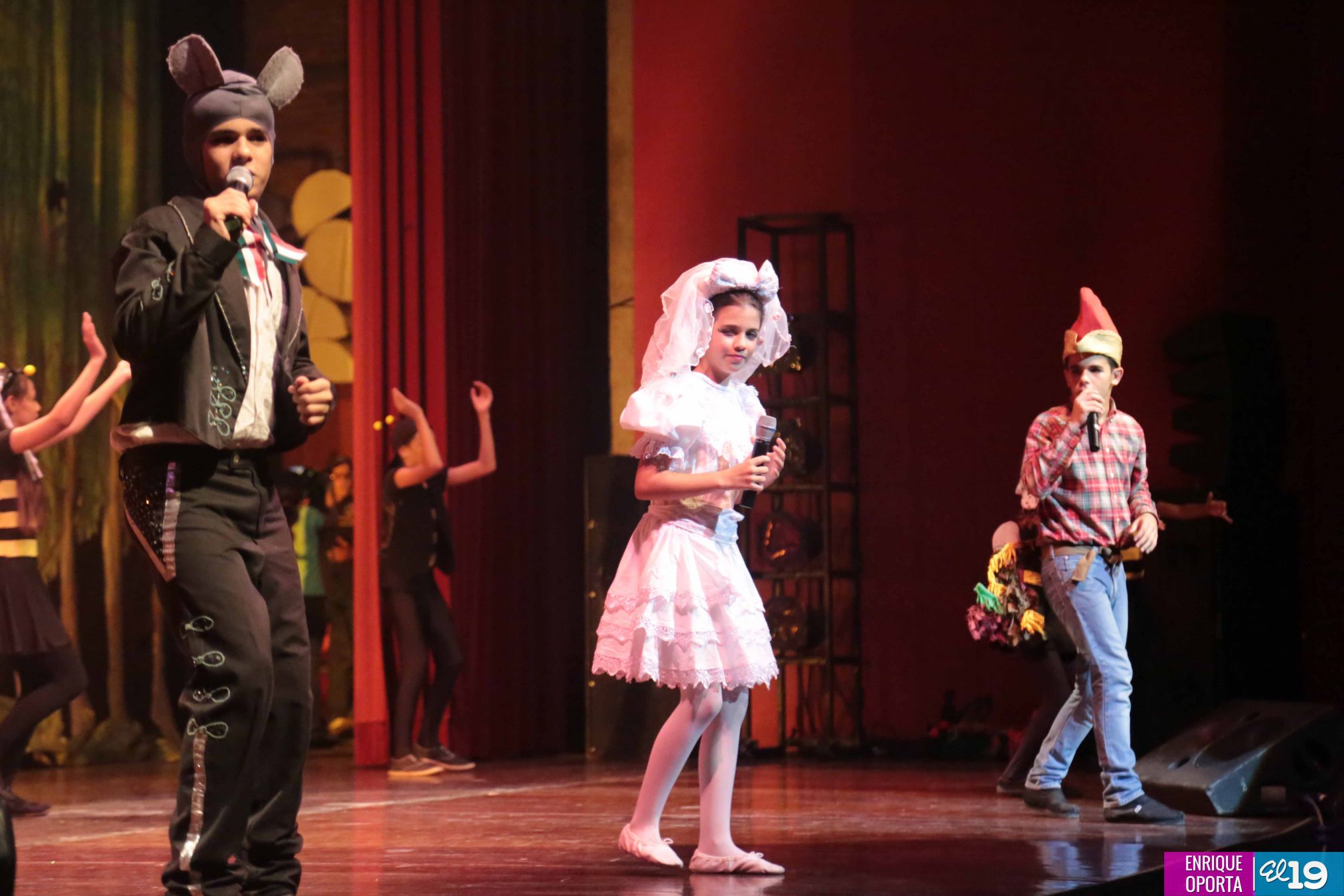 La Cucarachita Martina se enamoró con la melodía de Nicaragua, Nicaragüita