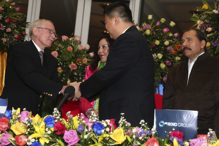 Presidente Daniel firma con HKND Group convenio marco para la construcción del Gran Canal