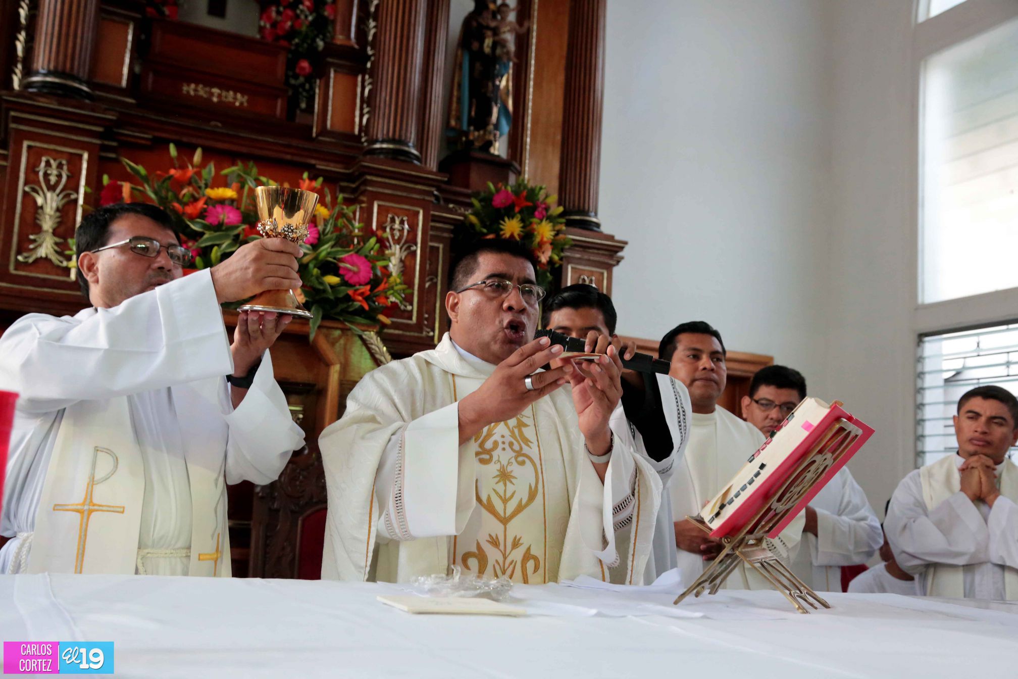 Viva Santo Domingo patrón de Managua!