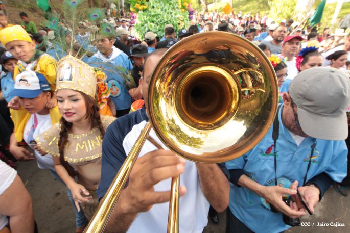 Viva Santo Domingo patrón de Managua!
