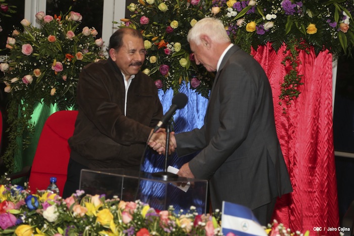 Presidente Daniel firma con HKND Group convenio marco para la construcción del Gran Canal