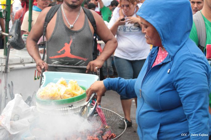 Viva Santo Domingo patrón de Managua!
