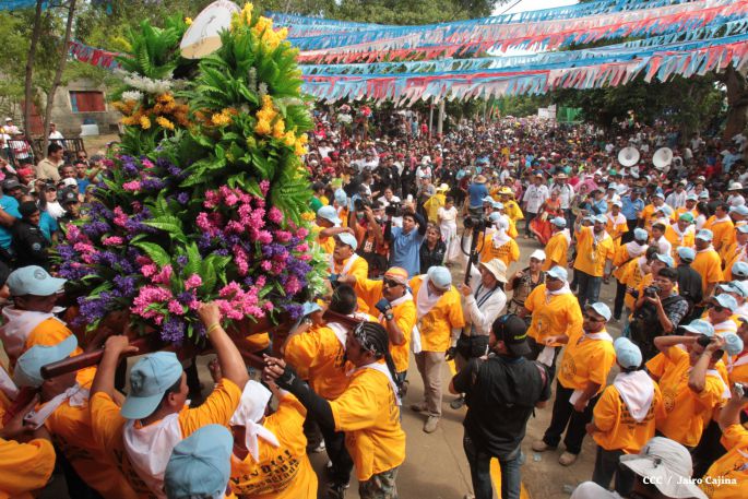 Viva Santo Domingo patrón de Managua!